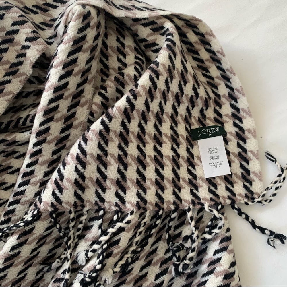 Patterned Scarf - Picture 3 of 3